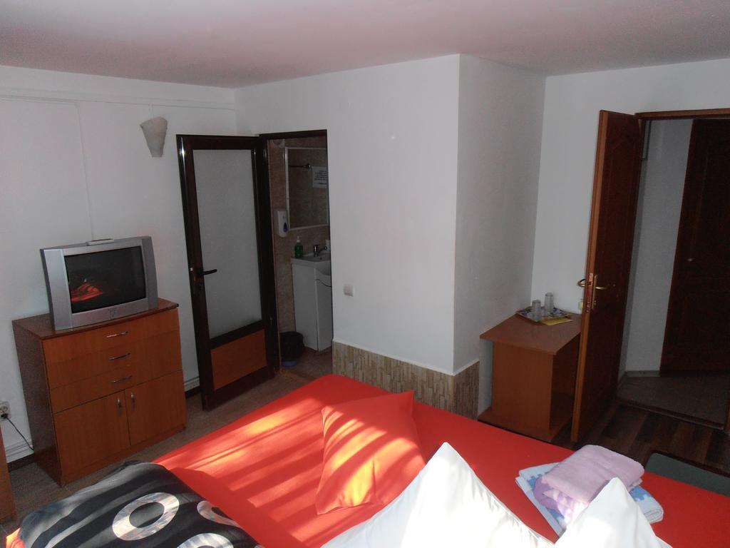 Pensiunea Sans Rival Iasi Room photo